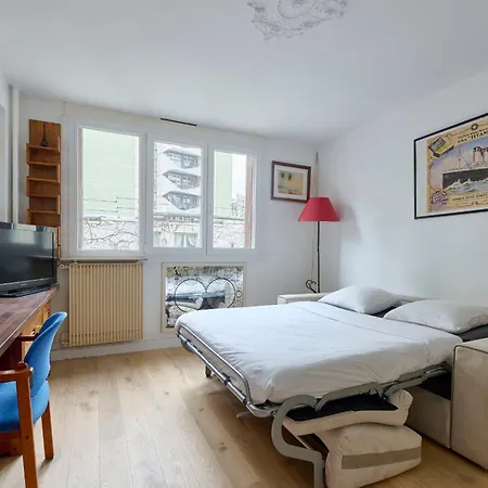 Quiet Metro Line 13 Pernety And Line 4 Alesia Montparnasse Nearby Apartman Párizs